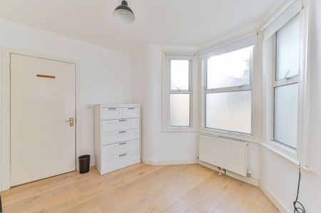 4 bedroom maisonette to rent - Photo 3