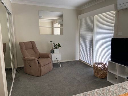 Hamilton South - Photo 4