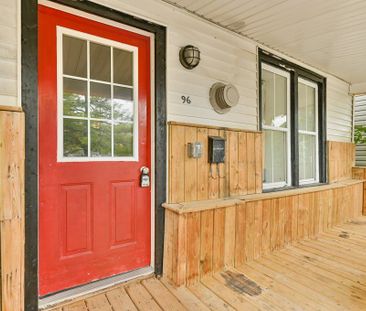 For Lease - 96 Dixon Drive, Quinte West, Ontario - Photo 2