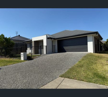 26 Barcoo Drive, Plainland, Qld 4341 - Photo 4