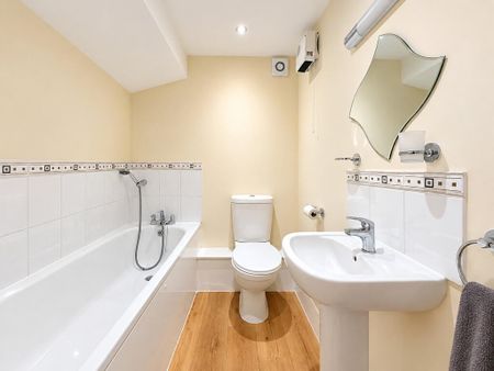 1 bedroom ground floor maisonette to rent - Photo 5