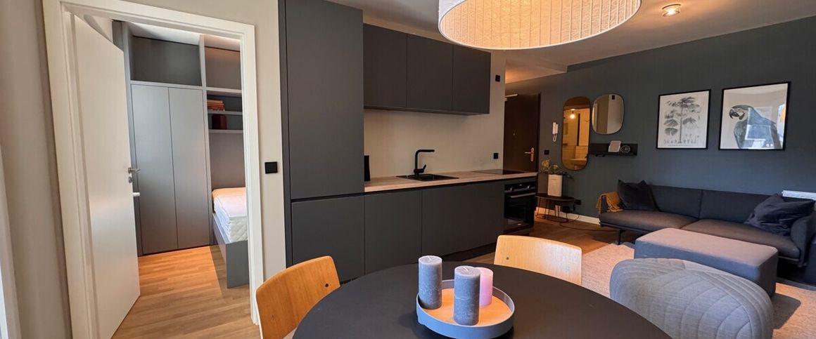 BESICHTIGUNG: 22.12 um 17.15 Uhr: Köpenicker Str 103: LUXUS 2-Zi-Whg mit 55 m² + RIESEN SÜD Terrasse - Foto 1