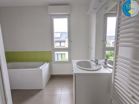 Location Maison 5 pièces 98m² PLELAN LE GRAND 35380 - Photo 3
