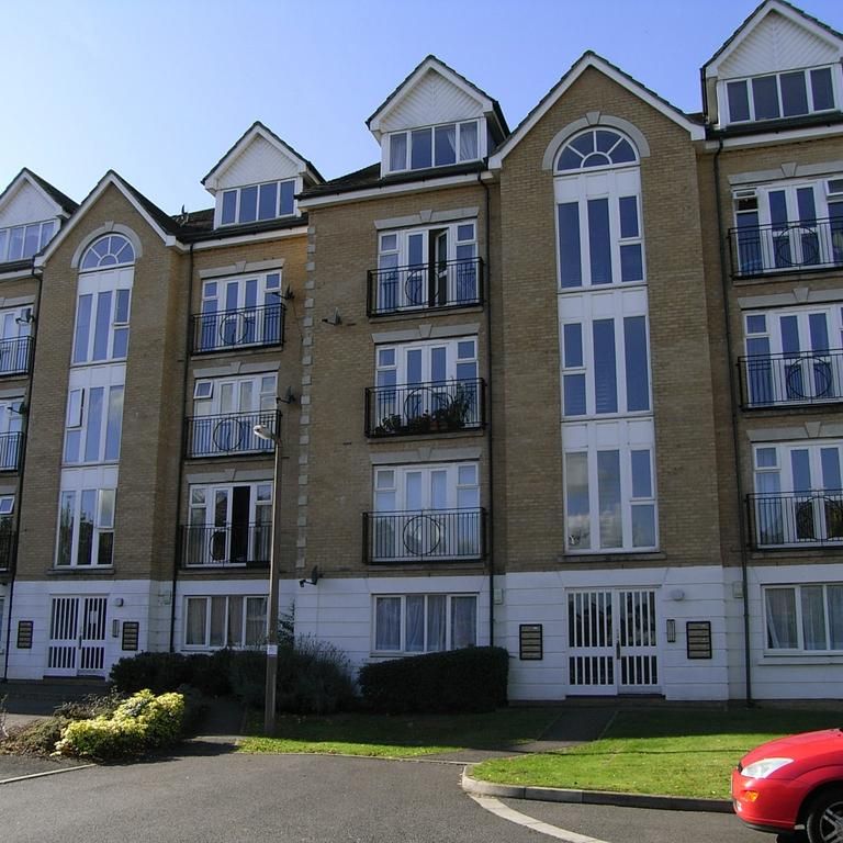 2 bedroom flat to rent - Photo 1