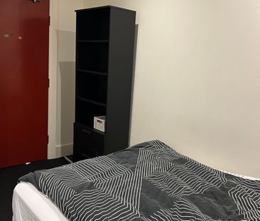 Darlington - Photo 6