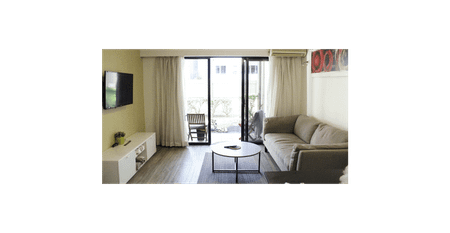 Modern Apartment | Prime Location | Move-in Ready - Photo 2