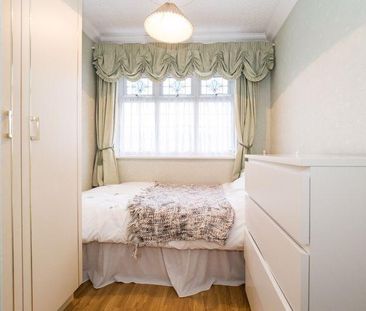 3 bedroom detached house to rent - Photo 5