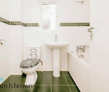 Epping Close - Photo 4