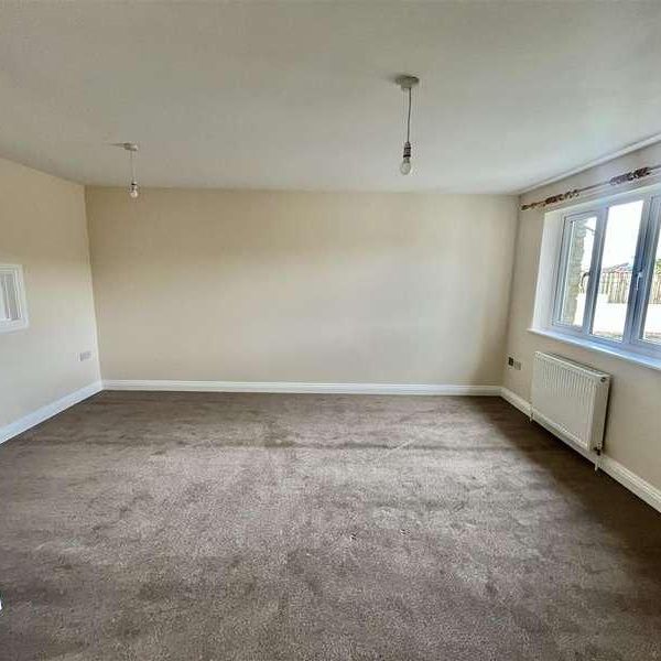 Lanner Hill,redruth, TR15 - Photo 1