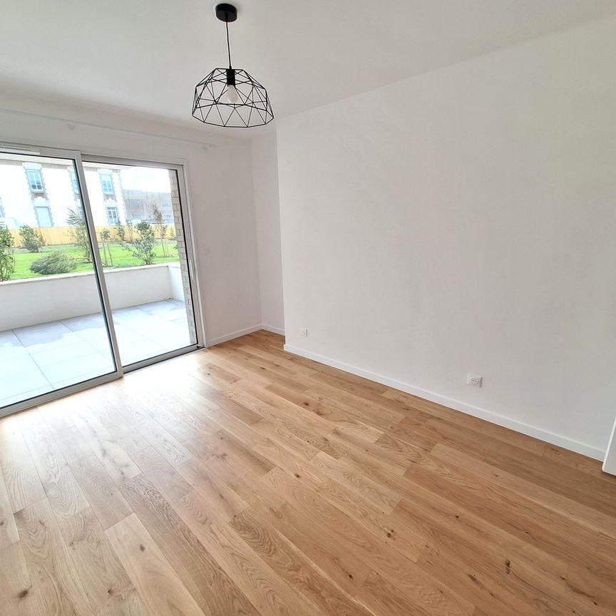 Location Appartement 3 pièces 68m² LES SABLES D OLONNE 85100 - Photo 1