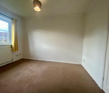 3 bedroom detached house to rent - Photo 3