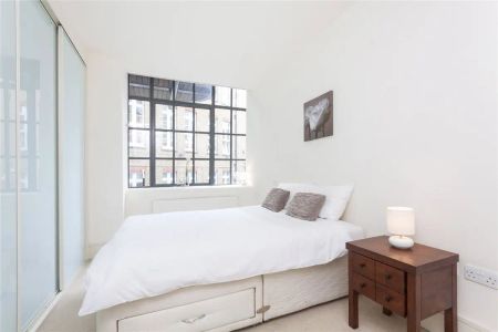 2 bedroom flat in Covent Garden - Photo 4