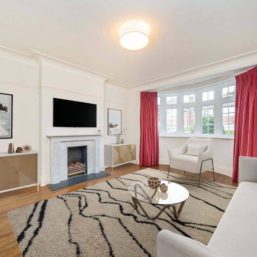 Stonehill Road, East Sheen, SW14, London - Photo 1