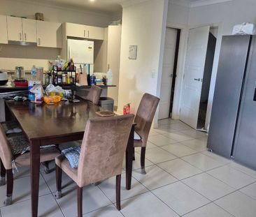 Eight Mile Plains - Photo 3