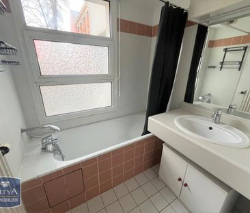 Location Appartement 2 pièces 40m² LILLE 59000 - Photo 5