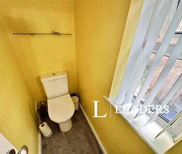 2 bedroom semi-detached house to rent - Photo 3