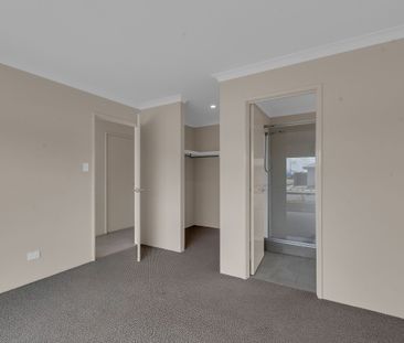 Four Bedroom Home in Baldivis - Photo 5