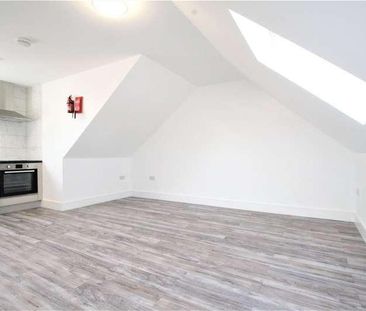 Greenford Road, Greenford, London, UB6 - Photo 3