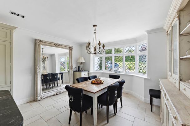 Longdown Lane North, Ewell - Photo 1