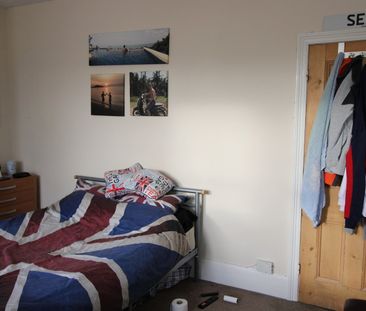 Room in a Shared House, Ashford Road, BN1 - Photo 2