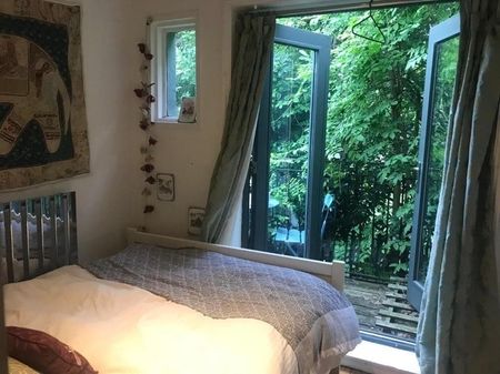 4 Bed Terraced House, Claxton Grove, W6 - Photo 5