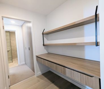 Luxury Living Meets Everyday Convenience - Photo 4