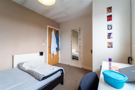 8 bedroom house to rent - Photo 2
