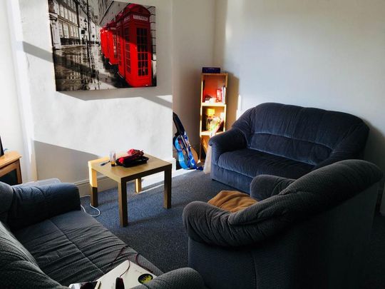 4 bedroom house to rent - Photo 1