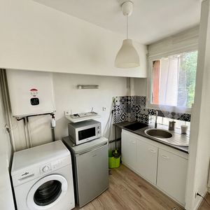 A louer : Appartement meublé T1 de 28.55 m² avec balcon + parking à Toulouse - Photo 2