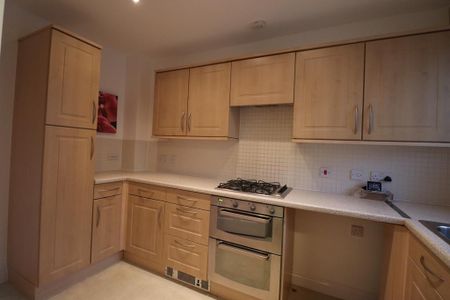 2 bedroom terraced house to rent - Photo 4