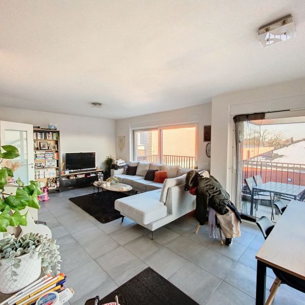Ruim hoekappartement - Photo 1