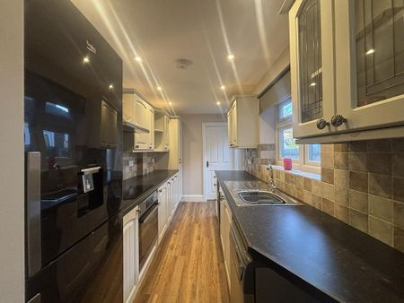 2 bedroom terraced house to rent - Photo 5