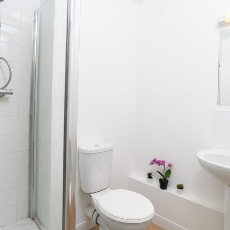 Studio to rent - Photo 3