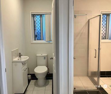 Modern Granny Flat in Prime Kuraby Location - Photo 2