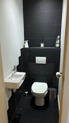 Appartement te huur - Photo 1