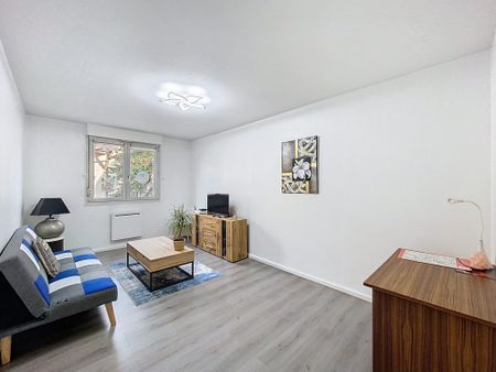 Location Appartement 2 pièces 51m² WOLFISHEIM 67202 - Photo 5