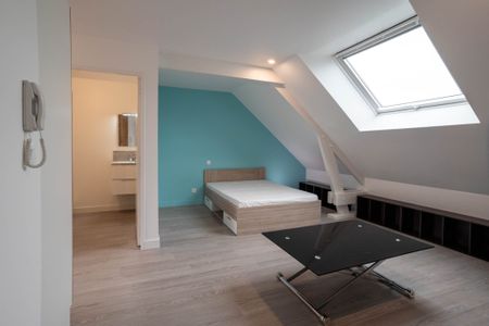 SAINT NAZAIRE- CHANTIERS DE L'ATLANTIQUE APPARTEMENT T1 BIS MEUBLE - Photo 2