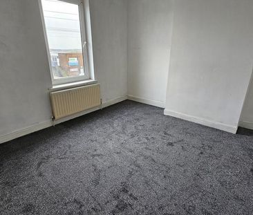 2 bedroom house to rent - Photo 2