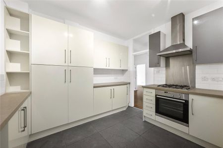 3 bedroom apartment to rent - Photo 5