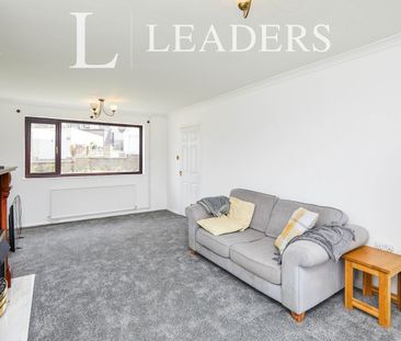3 bedroom semi-detached to rent Hillside Rise, DE56 - Photo 5