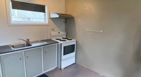 Seclusion and Privacy - Photo 2