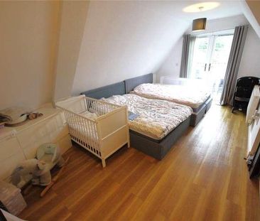 Crescent Road, Brentwood, Essex, CM14 - Photo 2