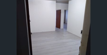 Neat & Tidy Two-Bedroom Unit in Prime Hurstville Location - Photo 4