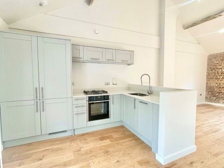 Bulbourne Yard - Photo 3