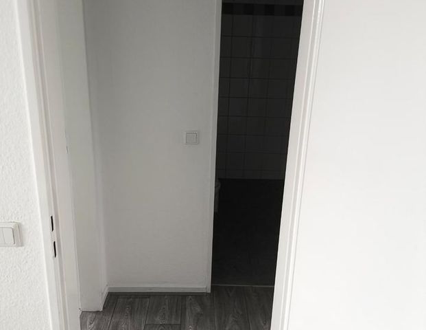 3 ZKB Balkon zum 01.01. / 15.01.26 in Kassel Süsterfeld-Helleböhn - Photo 1