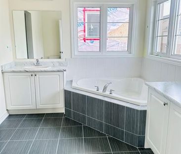 For Lease - 1 Wayne Allison Drive, Georgina, Ontario - Photo 1