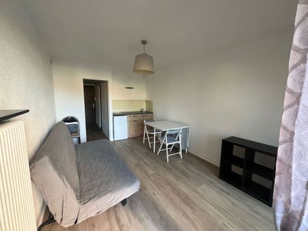 Location Appartement 1 pièce 20m² ST ETIENNE 42000 - Photo 4