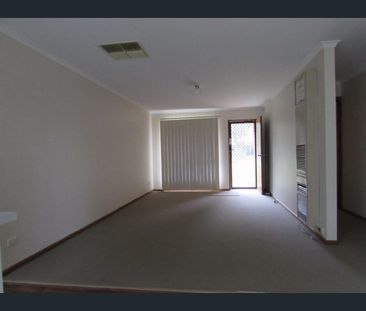 1/8 Zealand Street, Surrey Downs, SA 5126 - Photo 5