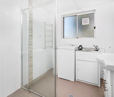Charming 2-Bedroom Unit in Prime Kiama Location - Photo 5