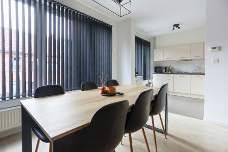 Instapklaar 2 slpk appartement met garage - Photo 4